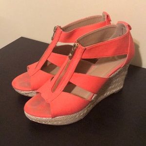 Coral colored Wedges with gold zipper. Size 9.5.